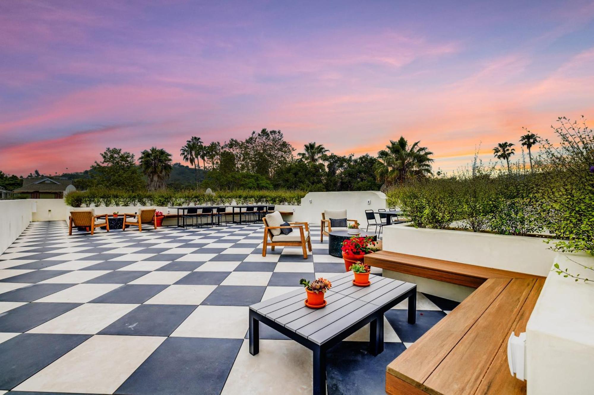 Casa De La Vina - Boutique Apartments In Downtown Santa Barbara Dış mekan fotoğraf